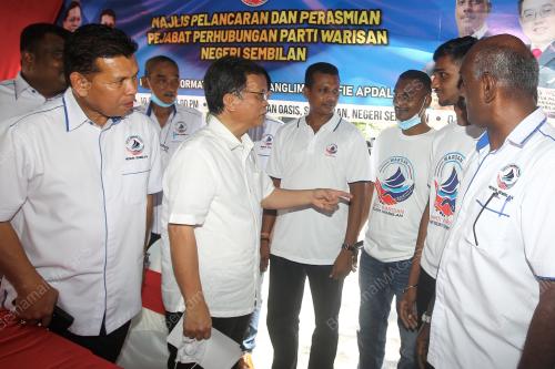 DATUK SERI MOHD SHAFIE APDAL