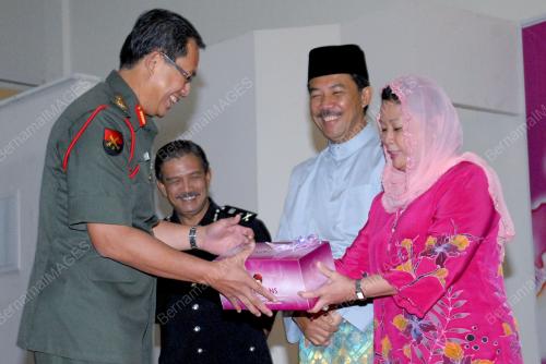 DATUK SERI MOHAMAD HASAN