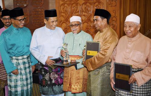 NS02_19112018_MAULIDUR_RASUL
