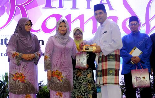 NS02_20052016_WAKAF_ALQURAN
