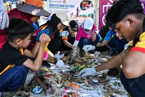 WORLD CLEANUP DAY