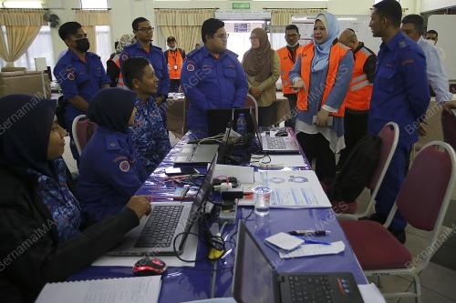 DATUK SERI RINA MOHD HARUN