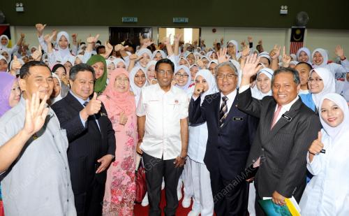 NS02_22092014_KOLEJ_KEJURURAWATAN