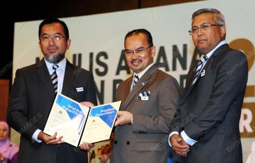 NS02_23022016_USIM_AMANAT