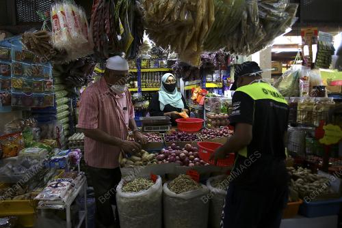 MASYARAKAT NEGERI SEMBILAN AKUR TIADA MANTAI