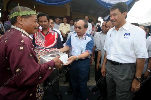 DATUK SERI MOHAMAD HASAN