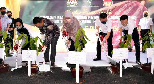 DATUK ZURAIDA KAMARUDDIN