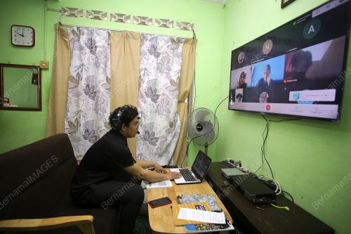 SESI PEMBELAJARAN ONLINE DI SEREMBAN