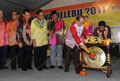 DATUK SERI DR RAIS YATIM