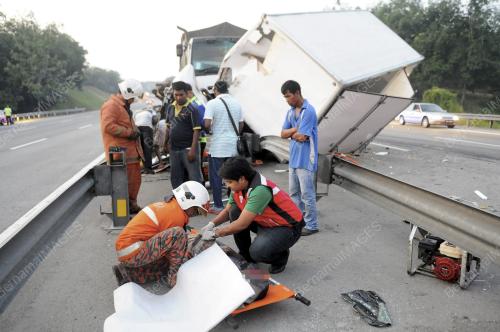 NS02_26062015_KEMALANGAN_MAUT
