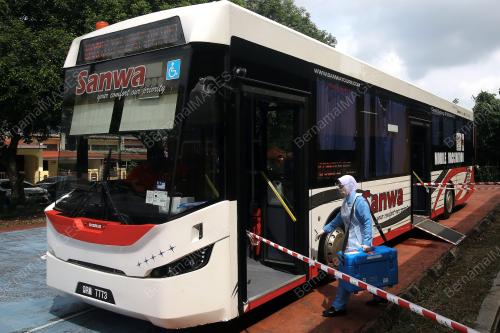 MOBIL VAKSINASI DAERAH JELEBU