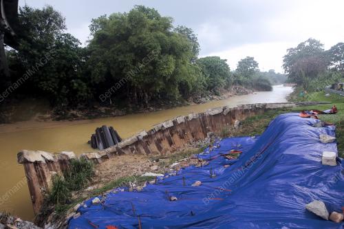 PROJEK RANCANGAN TEBATAN BANJIR (RTB) SUNGAI LINGGI