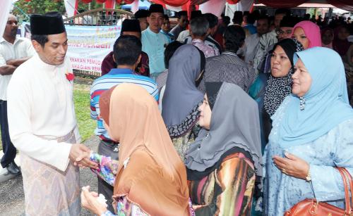 NS02_26082012_KHIARY_RAYA