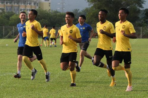 NS02_26112018_HARIMAU_BERLATIH