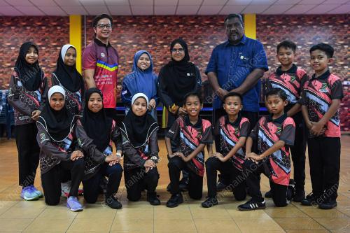 TARIAN TRADISIONAL SK TAMAN SERI REMBAU