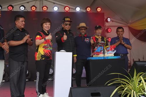 DATUK SERI JALALUDDIN ALIAS