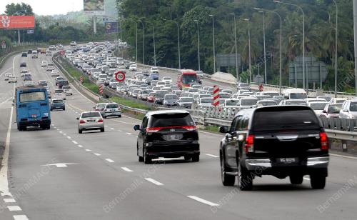 NS02_28012017_LEBUHRAYA_SESAK