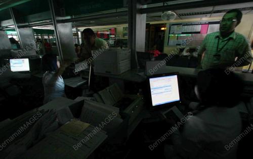 BANGUNAN PERSEKUTUAN