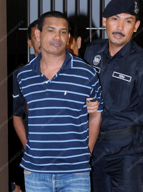 NS02_29032012_MAHKAMAH_GANTUNG