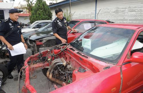 NS02_29042015_POLIS_CURI