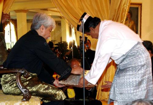 TUNKU MUHRIZ TUANKU MUNAWIR