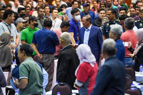 DATUK SERI AMINUDDIN HARUN