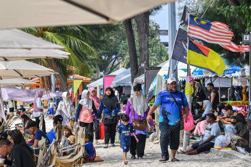 RIADAH DI PANTAI PORT DICKSON