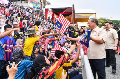 DATUK SERI AMINUDDIN HARUN