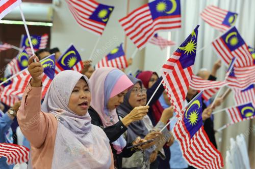 PELANCARAN KIBAR JALUR GEMILANG