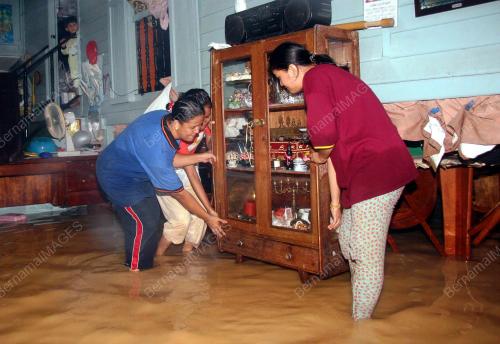 BANJIR KILAT