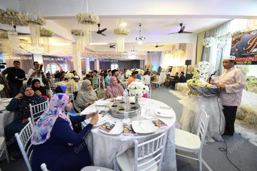 NS03_02062018_BERBUKA
