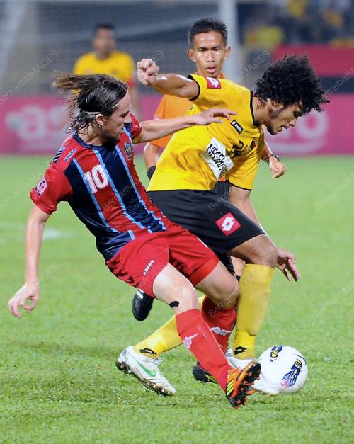 NS03_02102012_PIALA_MALAYSIA