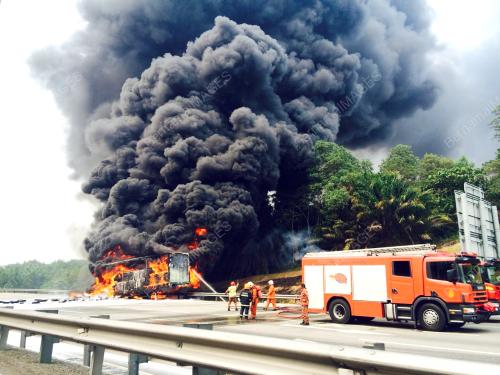 NS03_03032014_TRELER_TERBAKAR
