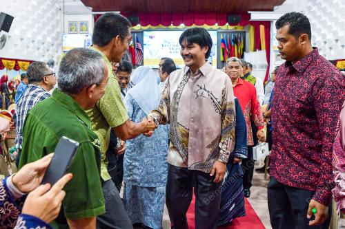 TUNKU ALI REDHAUDDIN TUANKU MUHRIZ