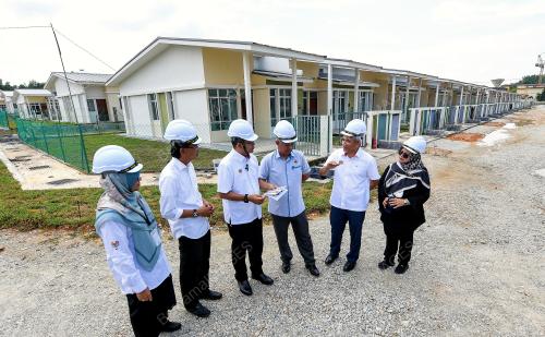 AKMAL NASRULLAH MOHD NASIR