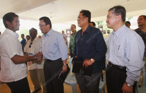 KHAIRY JAMALUDDIN