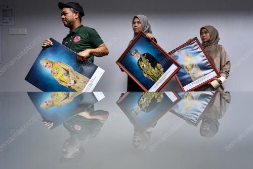 POTRET RASMI DIRAJA