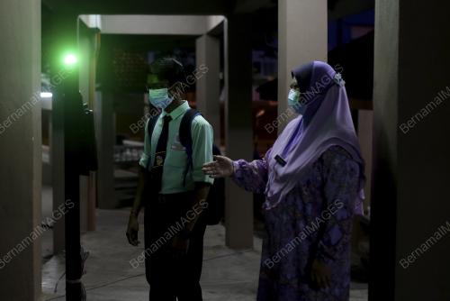SESI PERSEKOLAHAN PERINGKAT MENENGAH DI NEGERI SEMBILAN