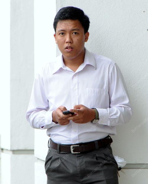 KES MAHKAMAH