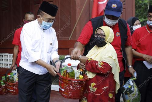 TAN SRI DR RAIS YATIM