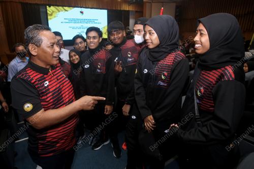 DATUK SERI AMINUDDIN HARUN