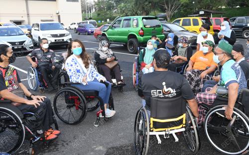 DATUK RAS ADIBA RADZI