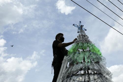 TINJAUAN PERSIAPAN HARI KRISMAS