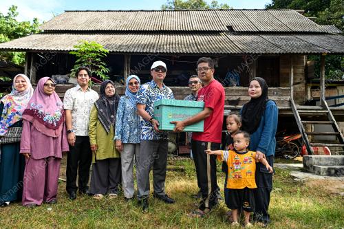 TAN SRI AZAM BAKI