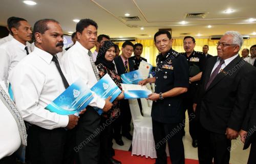 NS03_07122016_POLIS_SIJIL