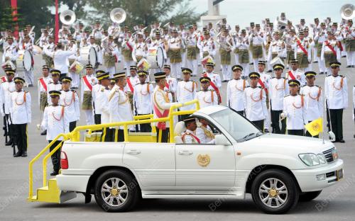 TUANKU ABDUL HALIM MU'ADZAM SHAH