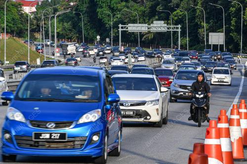 LEBUHRAYA UTARA-SELATAN (PLUS)