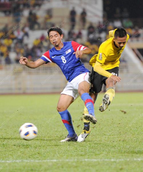 BOLA SEPAK PERSAHABATAN