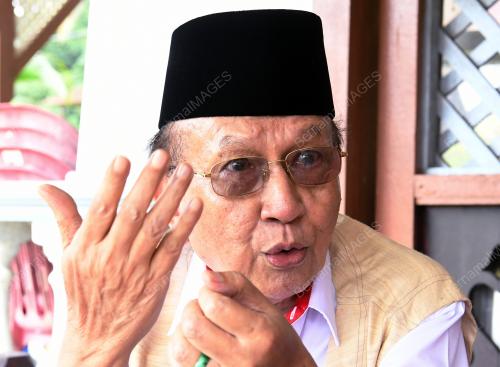 TAN SRI RAIS YATIM