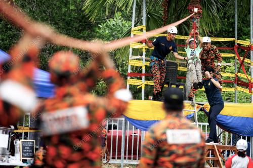 BOMBA ASPIRASI KELUARGA MALAYSIA